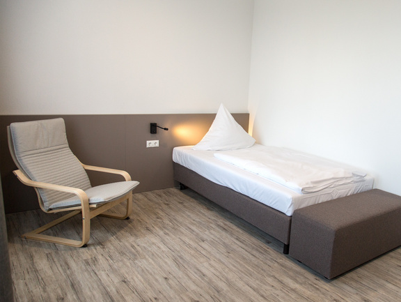 Boardinghouse-Main-Tauber-Zimmer2_Bett_3